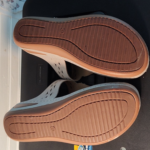 Wedge Sandals - Picture 2 of 2